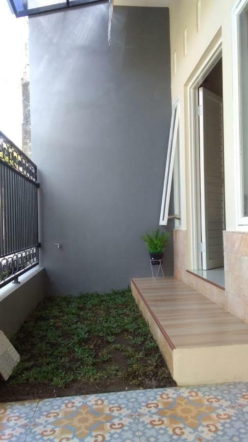 Homestay Wahyudi 1 Syariah Tlekung Exterior photo